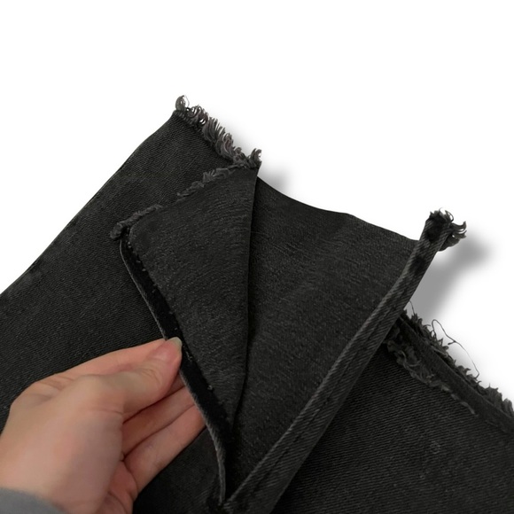 Good American Good Boy High Waist Skinny Jeans Size 28 Black Split Hem GBLFH625T - Picture 5 of 8